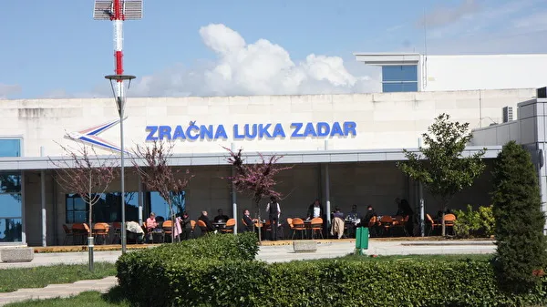 Mesić u Kini lobira za ulaganja u Zadar