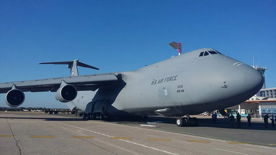 FOTO – Jedan od najvećih vojnih aviona sletio u Zračnu luku Zadar