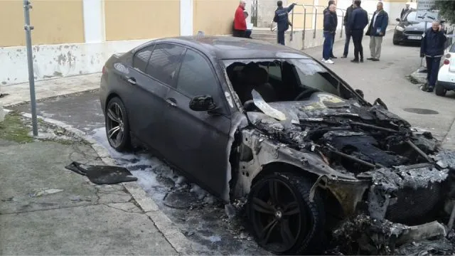 FOTOGALERIJA – Noćas je u Zadru zapaljen BMW Frane Brkića